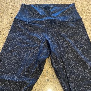 Lululemon Align Leggings, size 4